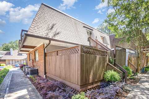 119 Brookberry Circle, Chapel Hill, NC 27517