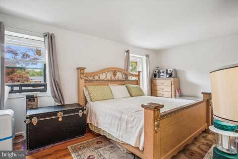 4536 GARBO COURT, ANNANDALE, VA 22003