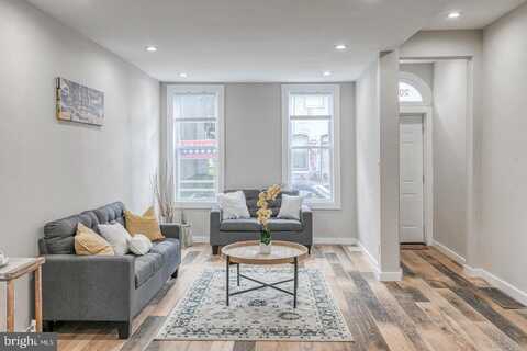 2021 W OXFORD STREET, PHILADELPHIA, PA 19121