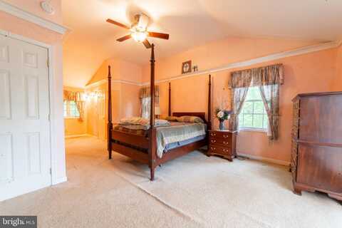 39 HOLLY LANE, PILESGROVE, NJ 08098