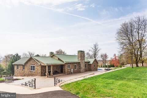 1851 MEETINGHOUSE ROAD, WARMINSTER, PA 18974