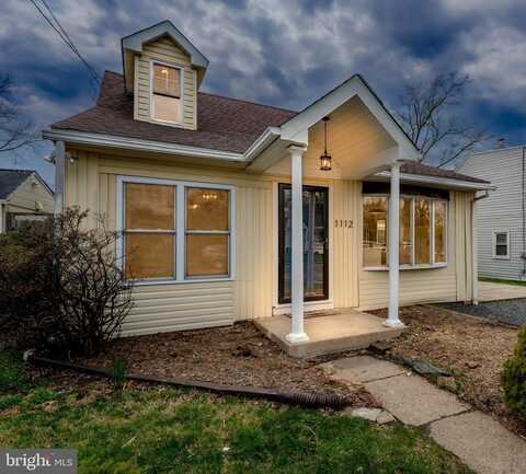 1112 LAKEVIEW DRIVE, LANSDALE, PA 19446