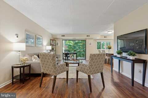 202 SUMMIT DRIVE, BRYN MAWR, PA 19010