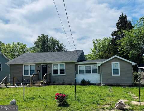 105 W OXFORD STREET, VINELAND, NJ 08360