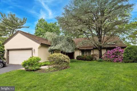 8 FETLOCK LANE, BLUE BELL, PA 19422