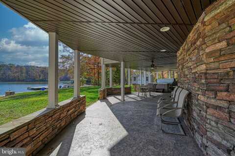 129 LOIS LANE, MINERAL, VA 23117