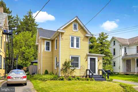 39 W COTTAGE AVENUE, MILLERSVILLE, PA 17551