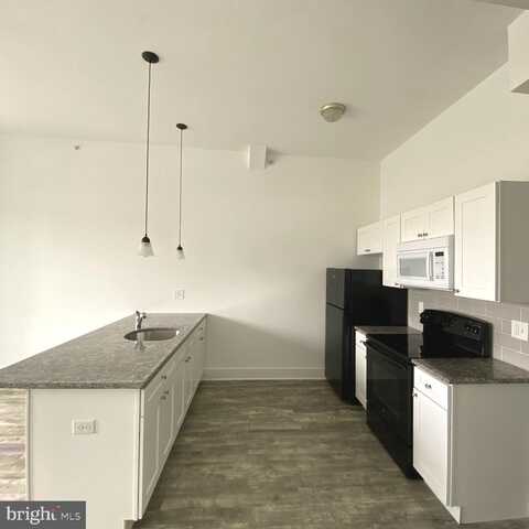 6032 MARKET STREET, PHILADELPHIA, PA 19139