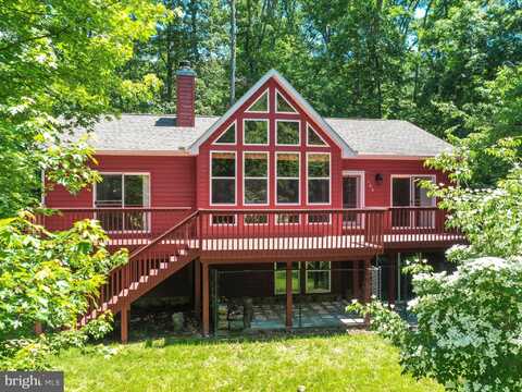160 BLACK CUB RUN LANE, HARPERS FERRY, WV 25425