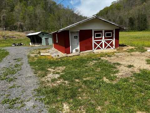285 Crabtree Creek, WHITLEYVILLE, TN 38588