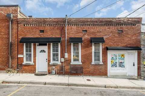 105 W Walnut, SMITHVILLE, TN 37166