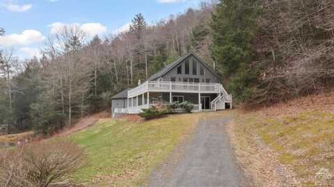 161 Stone Ledge Rd, Hillsdale, NY 12529
