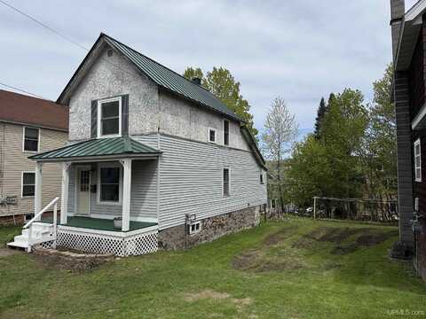 310 W Calverley, Houghton, MI 49931