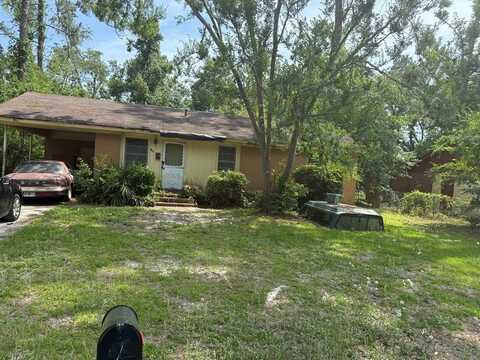 819 Woodlawn, Lowndes, GA 31602