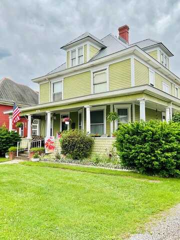 312 Main Street, Middlebourne, WV 26149