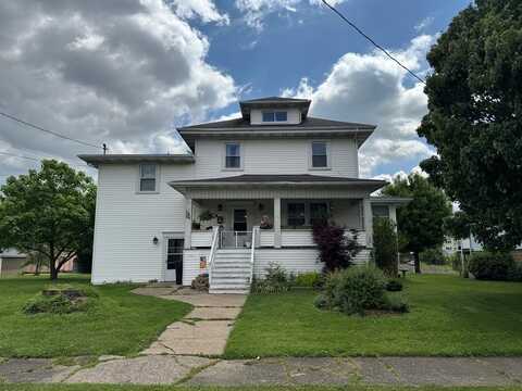 527 Martin Avenue, New Martinsville, WV 26155