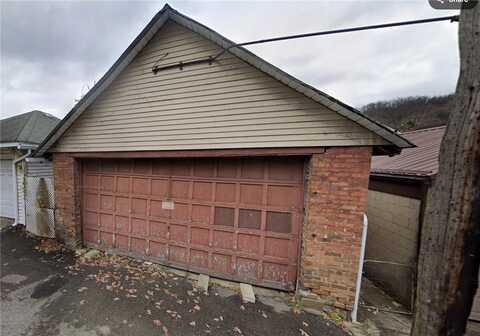 830 Indiana Ave, Glassport, PA 15045