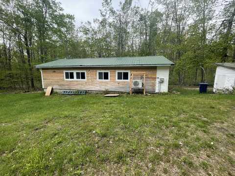 8598 N Sherman Road, Frederic, MI 49733