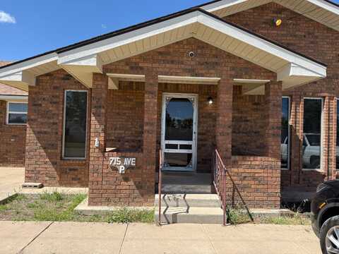 715 Ave P, Sunray, TX 79086