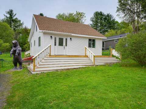 118 Mclaughlin Avenue, Tupper Lake, NY 12986