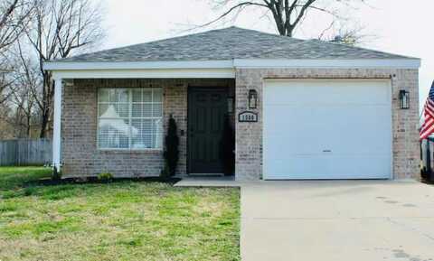 1500 Linwood CIR, Bentonville, AR 72712