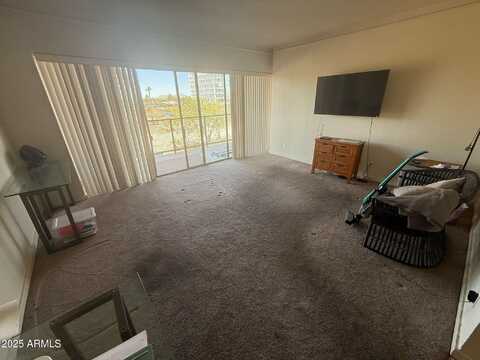4750 N Central Avenue, Phoenix, AZ 85012