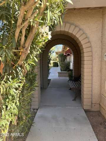 10102 E MICHIGAN Avenue, Sun Lakes, AZ 85248