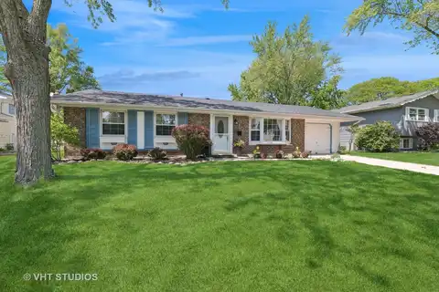 1008 W. Weathersfield Way, Schaumburg, IL 60193
