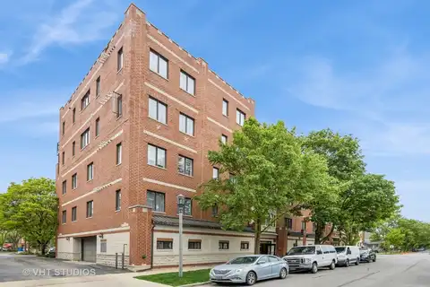 444 Ashland Avenue, River Forest, IL 60305