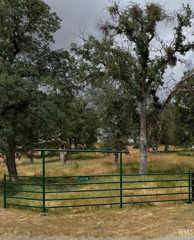 14718 Highway 155, Glennville, CA 93226