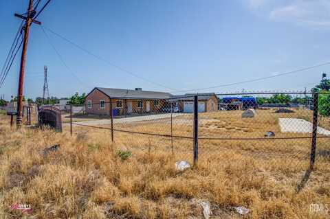 5915 Weedpatch Highway, Bakersfield, CA 93307