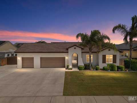 15420 Saint Clement Way, Bakersfield, CA 93314