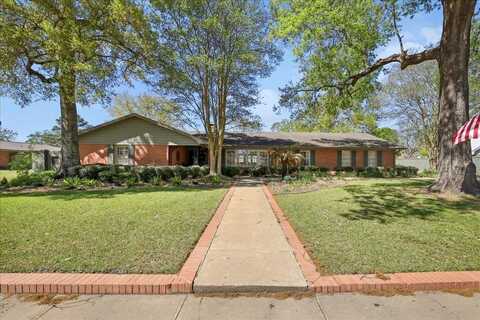 2075 Rikisha Ln., Beaumont, TX 77706