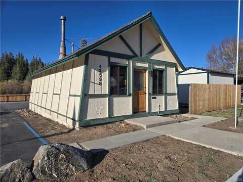 42598 Moonridge Road, Big Bear Lake, CA 92315