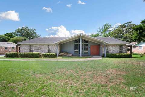 504 N Vaughan Drive, Satsuma, AL 36572