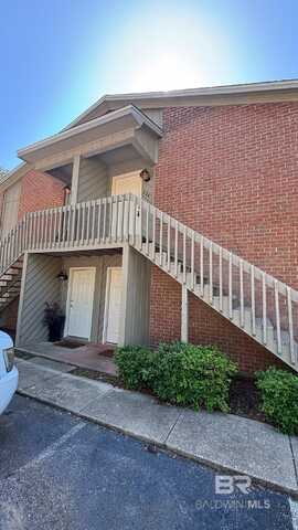 512 Lake Forest Boulevard, Daphne, AL 36526