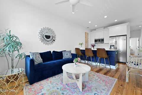 142 President Street, Charleston, SC 29403