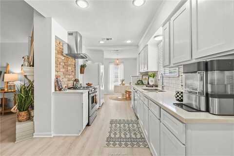 1203 Hawk Tree Drive, College Station, TX 77845
