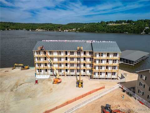 290 Plaza Beach Drive, Camdenton, MO 65020