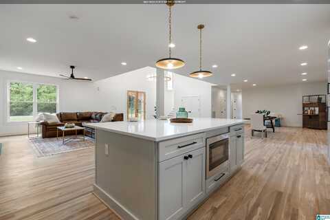 1724 BUTLER ROAD, ALABASTER, AL 35007
