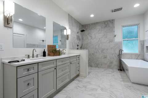 1724 BUTLER ROAD, ALABASTER, AL 35007