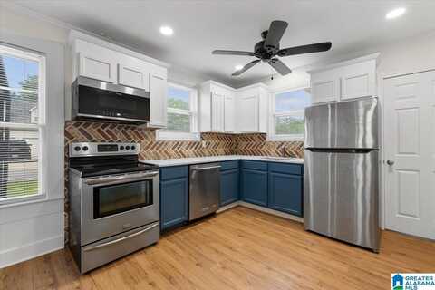 401 W 3RD AVENUE, ONEONTA, AL 35121