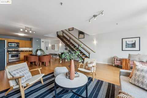 1007 41st Street, Oakland, CA 94608