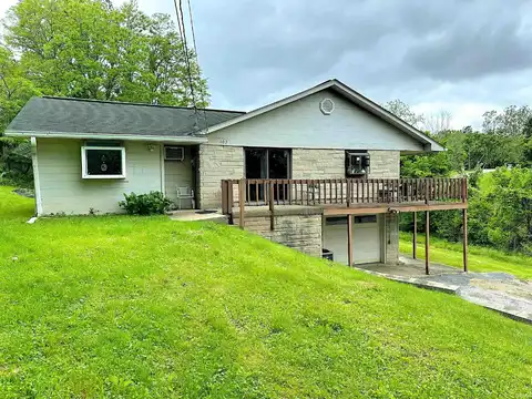 302 S Edgewood Drive, Ellettsville, IN 47429