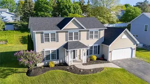 51 Parnell Drive, Riga, NY 14428