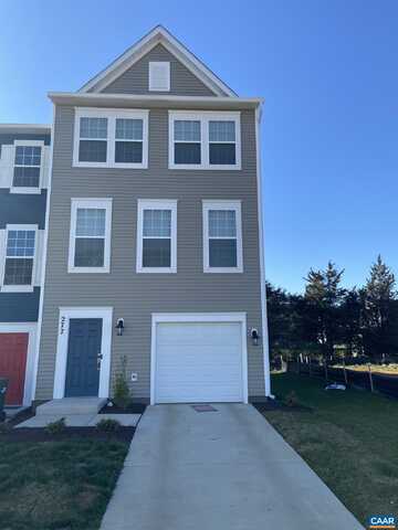 277 WILLOWSHIRE CT, WAYNESBORO, VA 22980