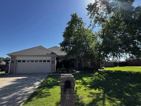 6 Palmer Court, Searcy, AR 72143