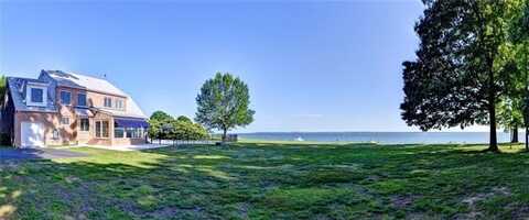 629 Cedar Pointe Drive, Weems, VA 22576