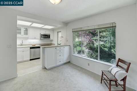 1401 Ptarmigan Dr, Walnut Creek, CA 94595