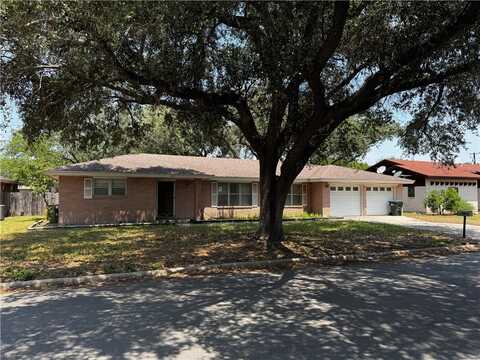425 Retama Avenue, Taft, TX 78390